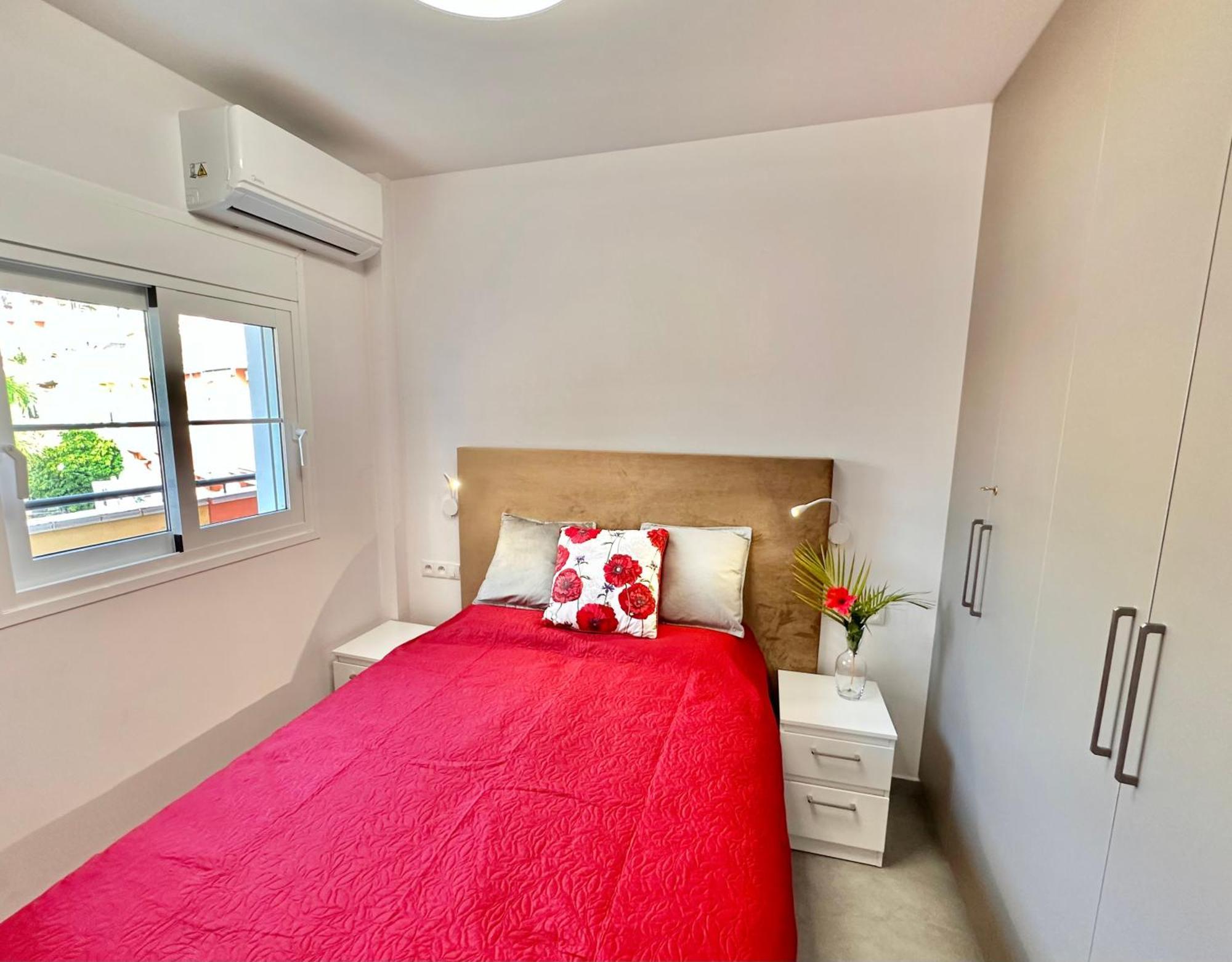 Sunset Apartment 2 & Heated Pool Los Cristianos  Exteriör bild